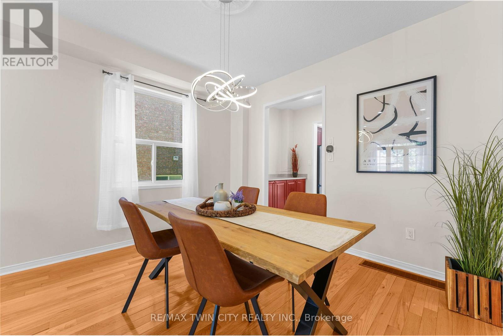 6 Canarygrass Drive, Brampton, Ontario  L6R 3C4 - Photo 8 - W12949266