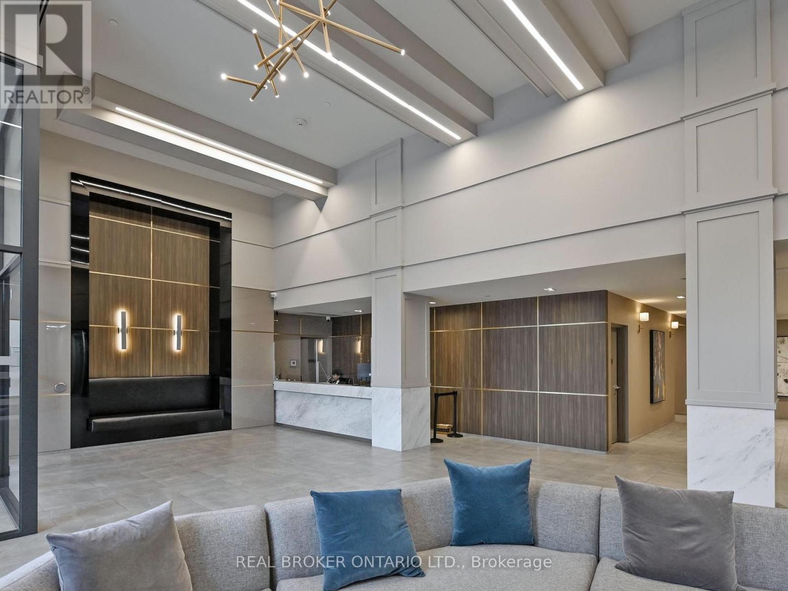 1506 - 4085 Parkside Village Drive, Mississauga, Ontario  L5B 0K9 - Photo 8 - W12949316