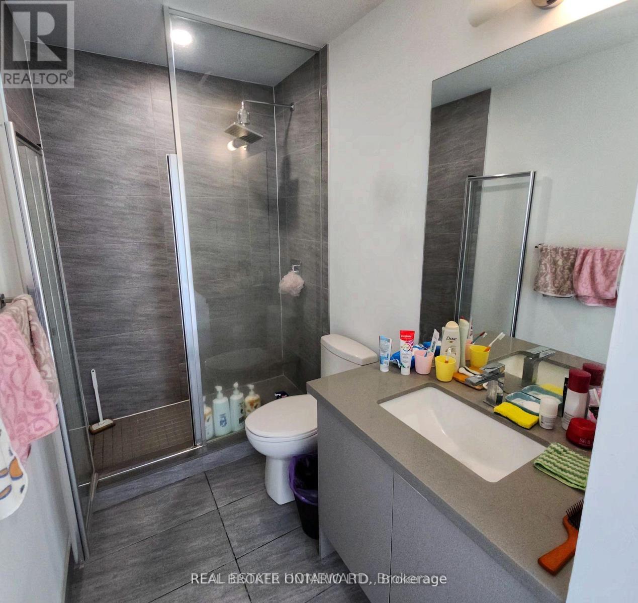 703 - 297 Oak Walk Drive, Oakville, Ontario  L6H 3R6 - Photo 9 - W12949318