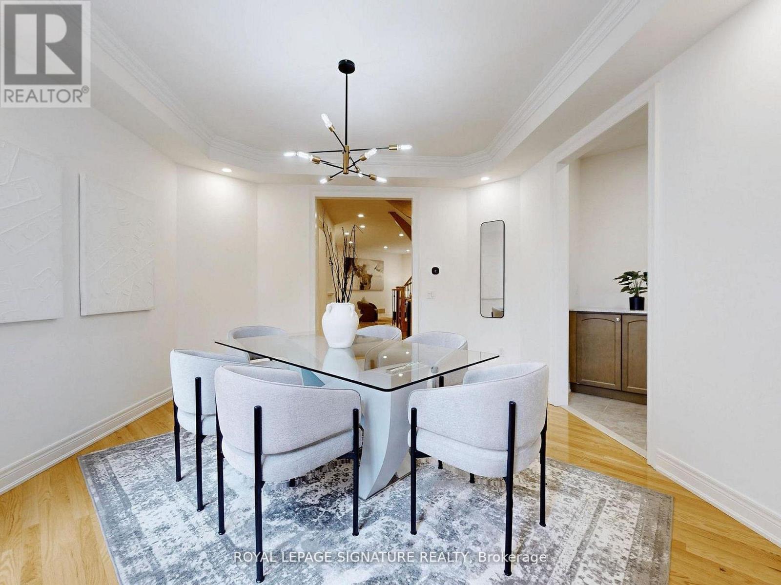 2238 Lyndhurst Drive, Oakville, Ontario  L6H 7V4 - Photo 11 - W12949344