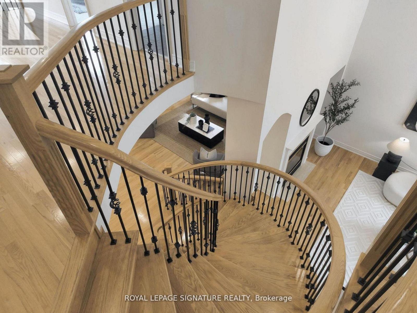 2238 Lyndhurst Drive, Oakville, Ontario  L6H 7V4 - Photo 24 - W12949344