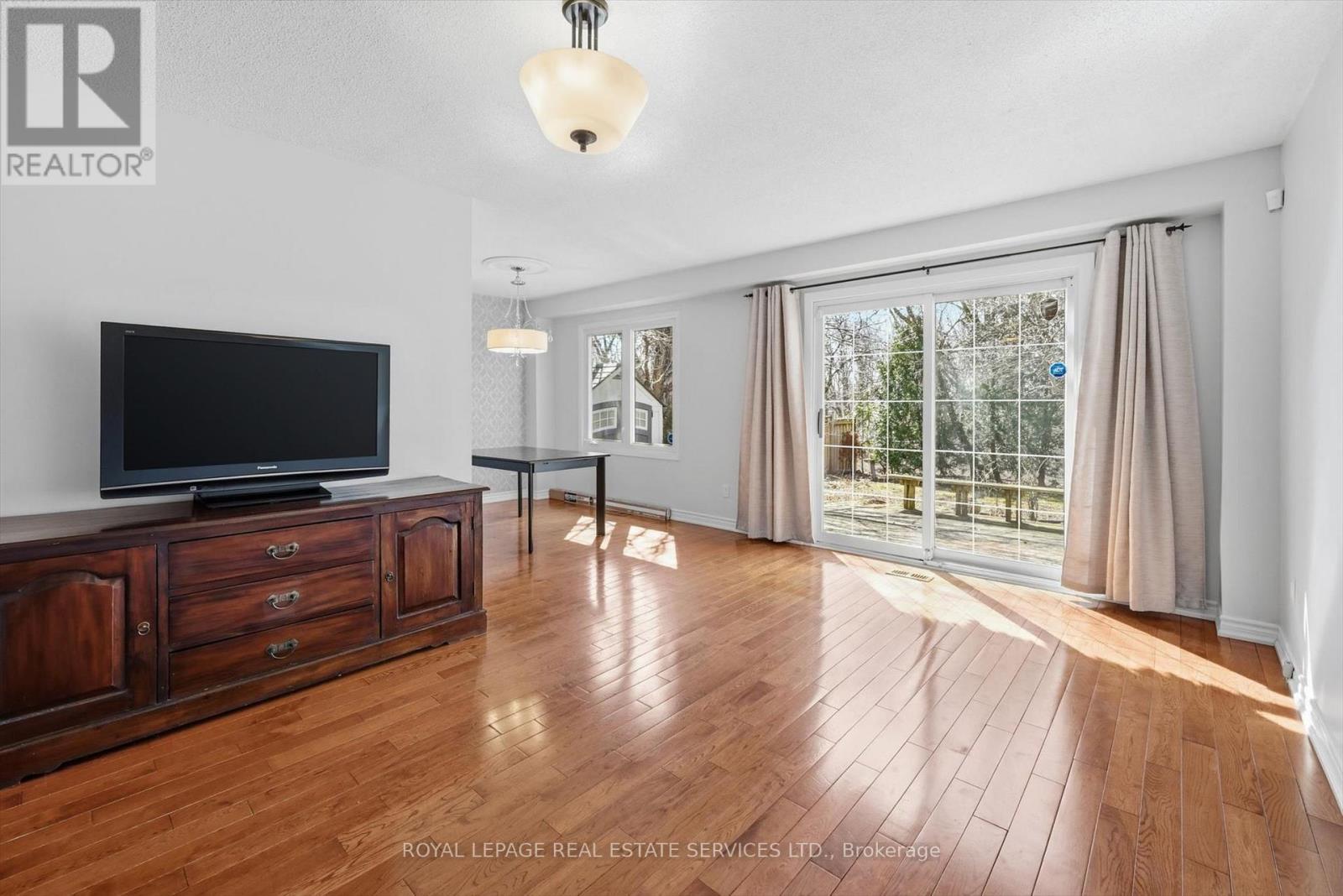 2202 Margot Street, Oakville, Ontario  L6H 3M1 - Photo 12 - W12949350