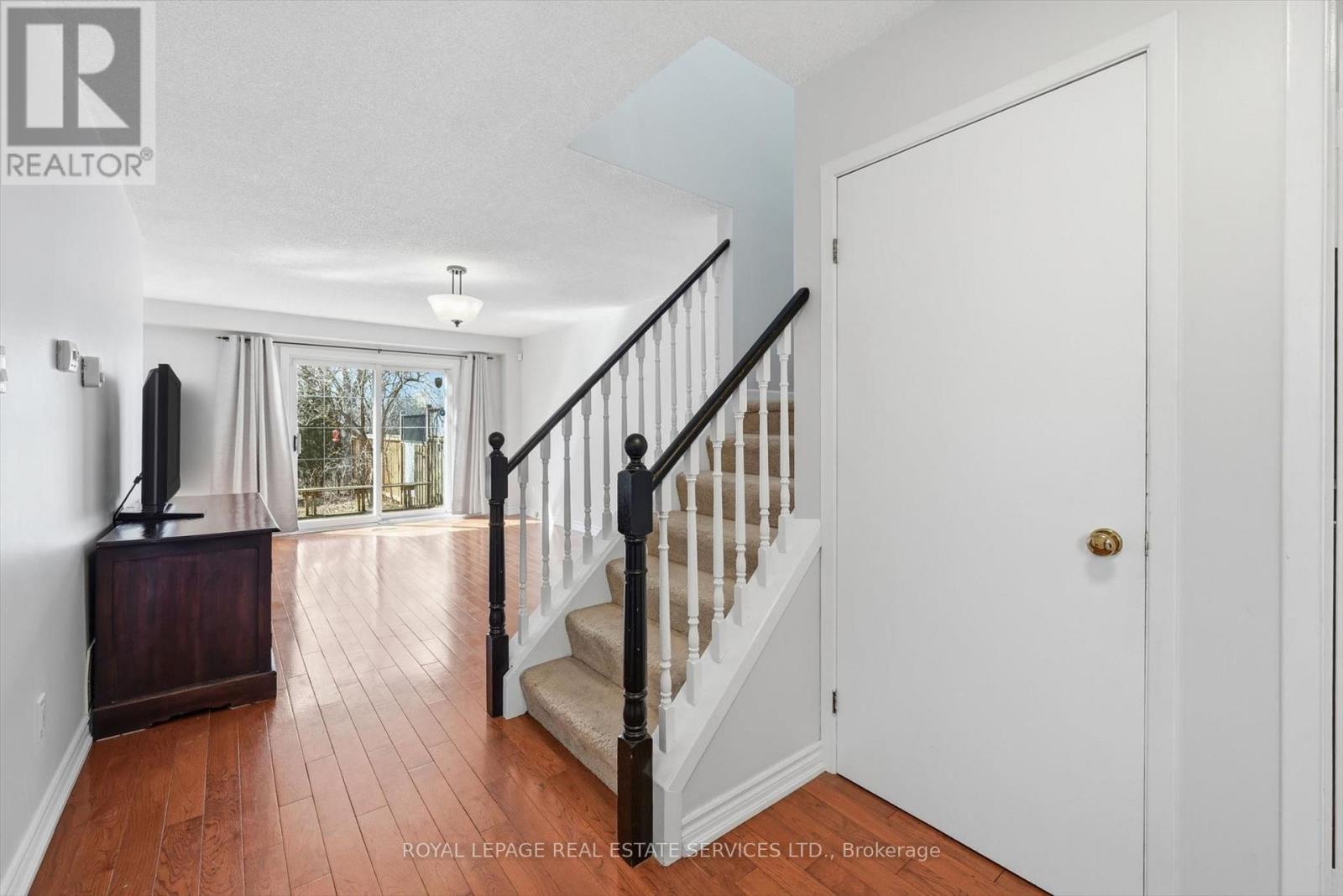 2202 Margot Street, Oakville, Ontario  L6H 3M1 - Photo 18 - W12949350