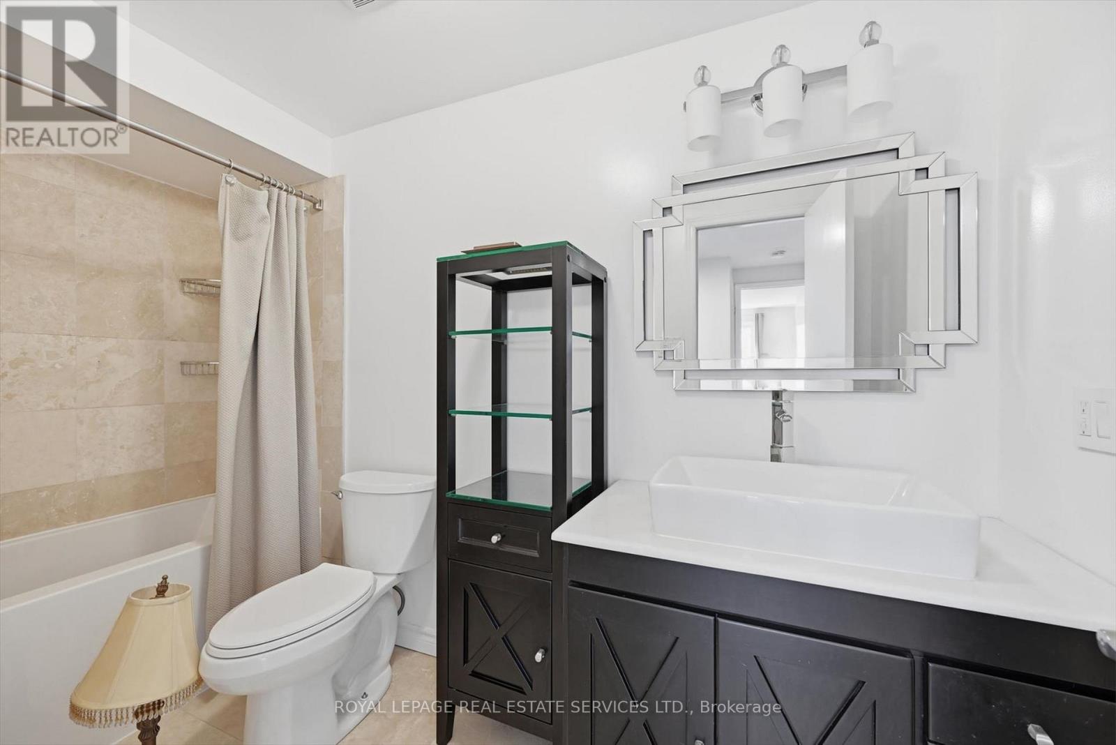 2202 Margot Street, Oakville, Ontario  L6H 3M1 - Photo 23 - W12949350