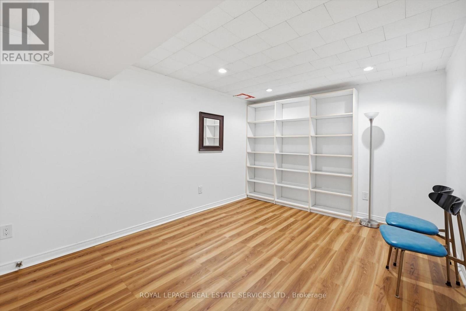 2202 Margot Street, Oakville, Ontario  L6H 3M1 - Photo 31 - W12949350