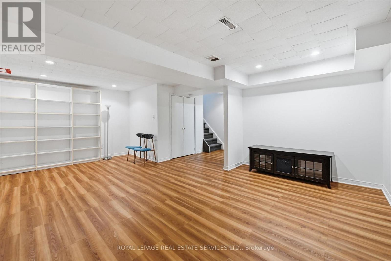 2202 Margot Street, Oakville, Ontario  L6H 3M1 - Photo 32 - W12949350