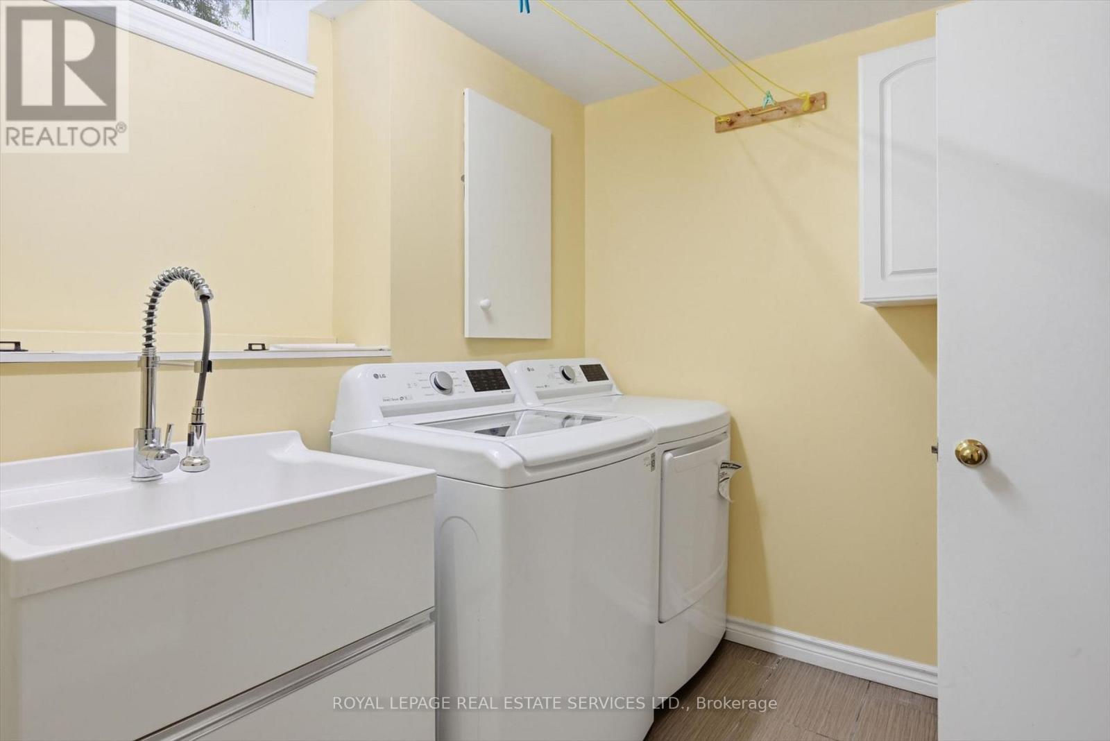 2202 Margot Street, Oakville, Ontario  L6H 3M1 - Photo 34 - W12949350