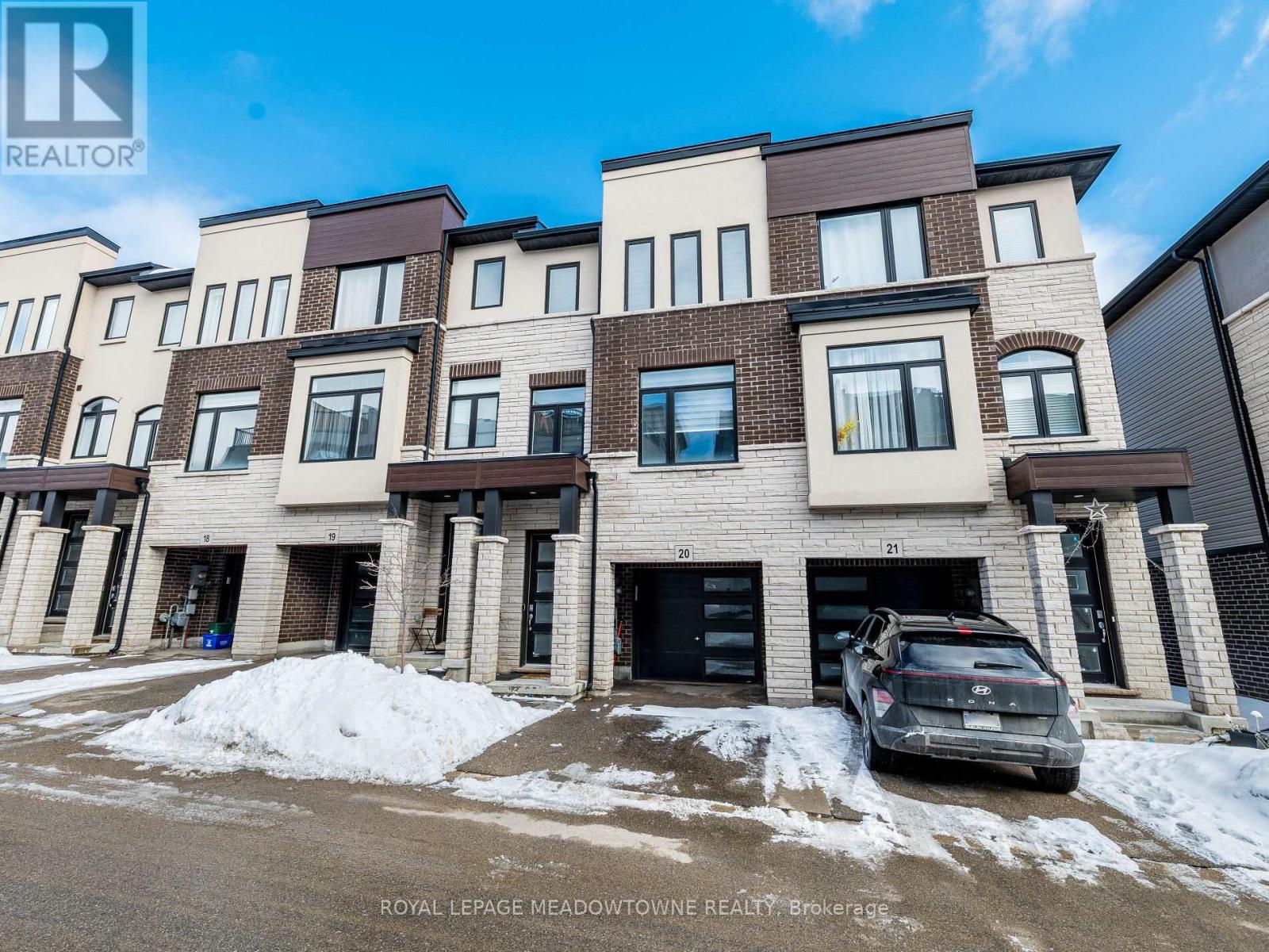 20 - 314 Equestrian Way, Cambridge, Ontario  N3E 0E4 - Photo 3 - X12822086