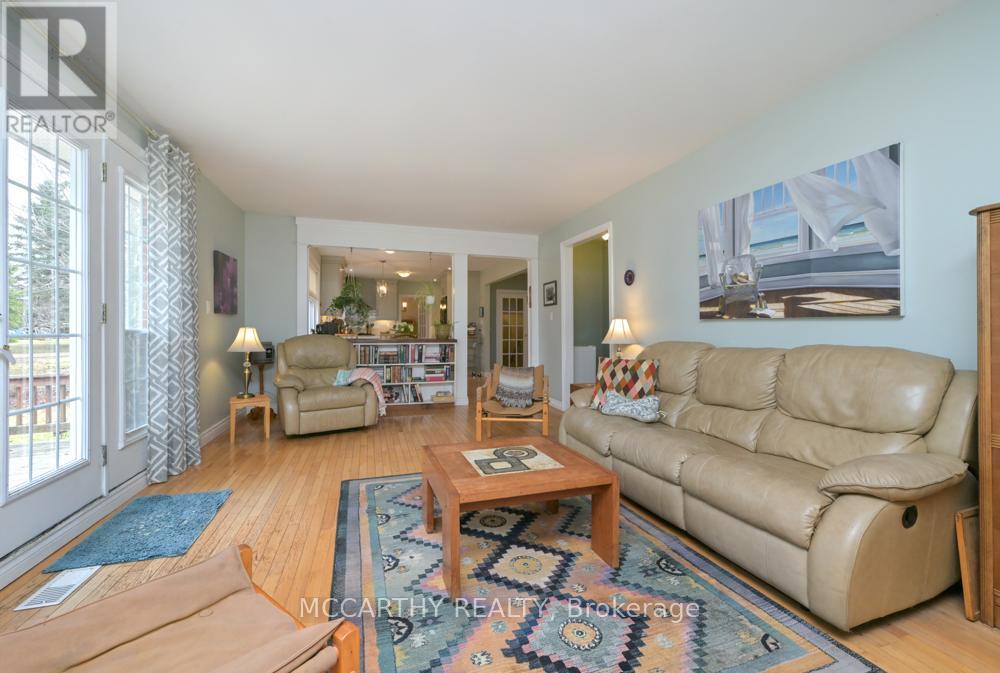 11 Lynda Avenue, Mono, Ontario  L9W 1Z4 - Photo 16 - X12949210