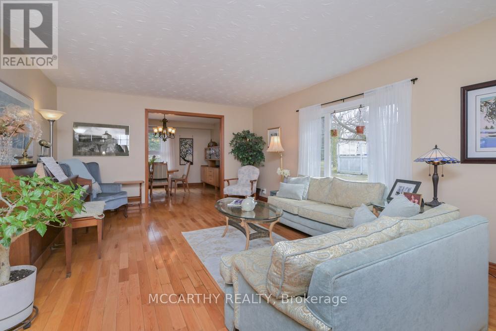 11 Lynda Avenue, Mono, Ontario  L9W 1Z4 - Photo 7 - X12949210