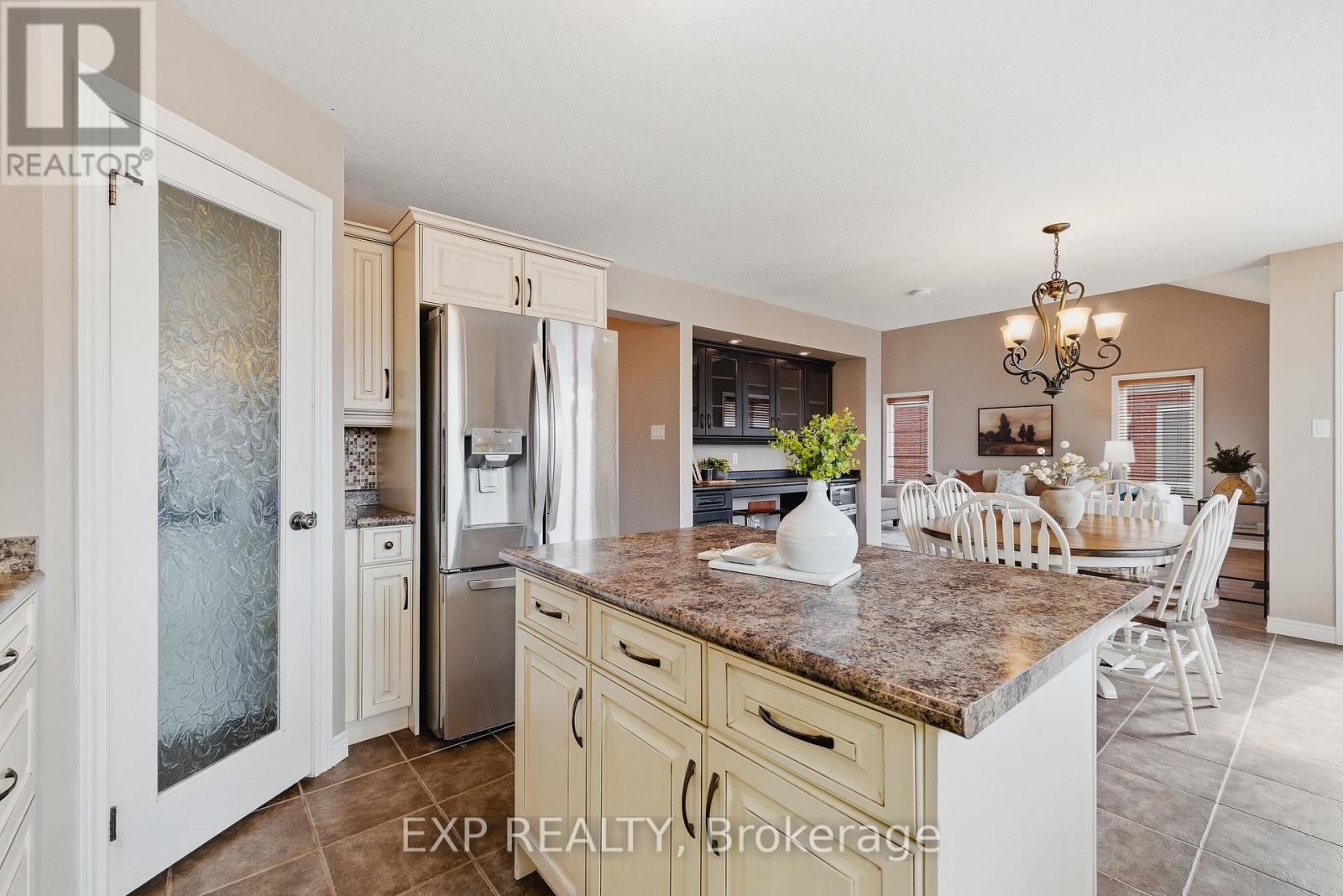 20 Parkside Street, Mapleton, Ontario  N0G 1P0 - Photo 11 - X12949228