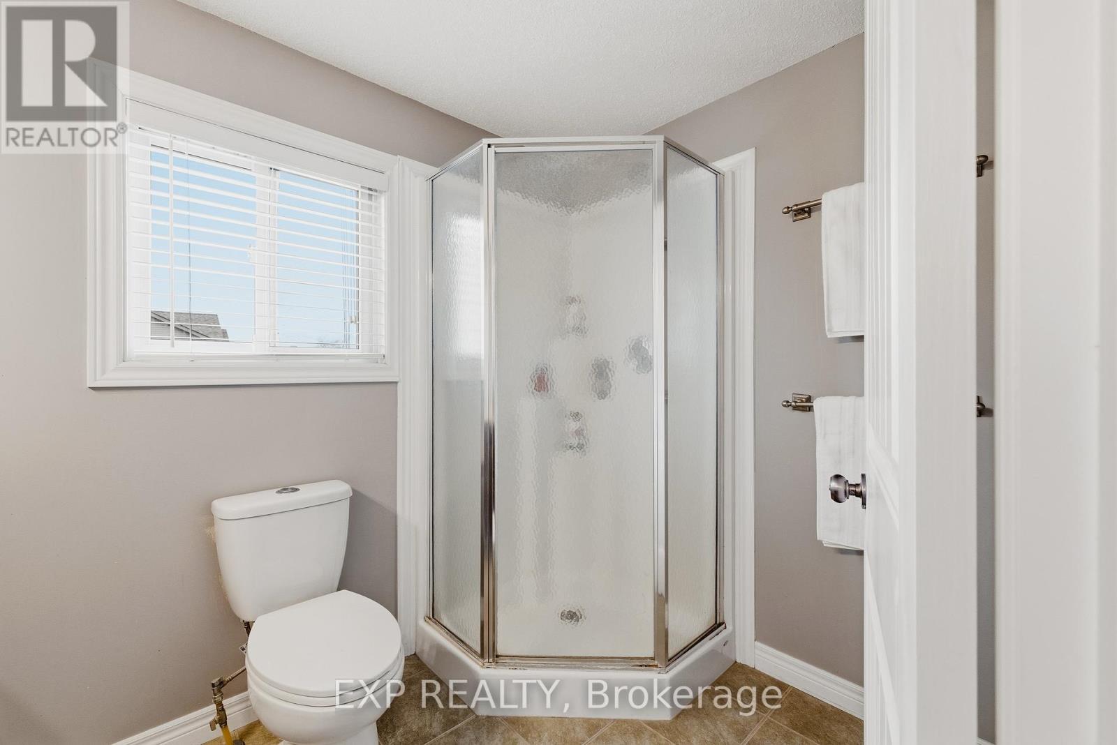 20 Parkside Street, Mapleton, Ontario  N0G 1P0 - Photo 21 - X12949228