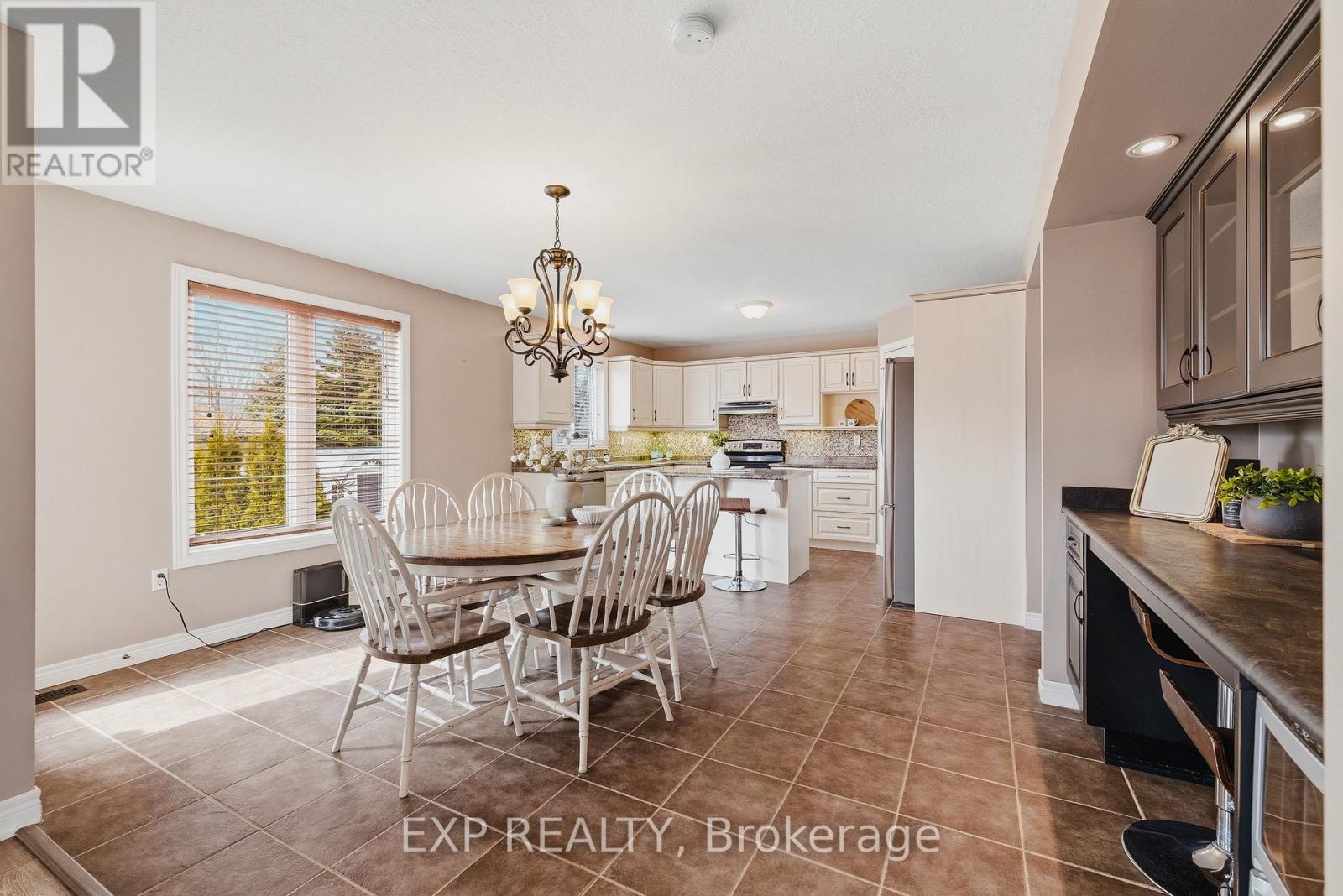 20 Parkside Street, Mapleton, Ontario  N0G 1P0 - Photo 7 - X12949228