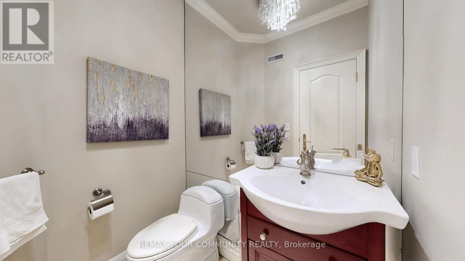 22 Valloncliffe Road, Markham, Ontario  L3T 2W8 - Photo 18 - N12947266