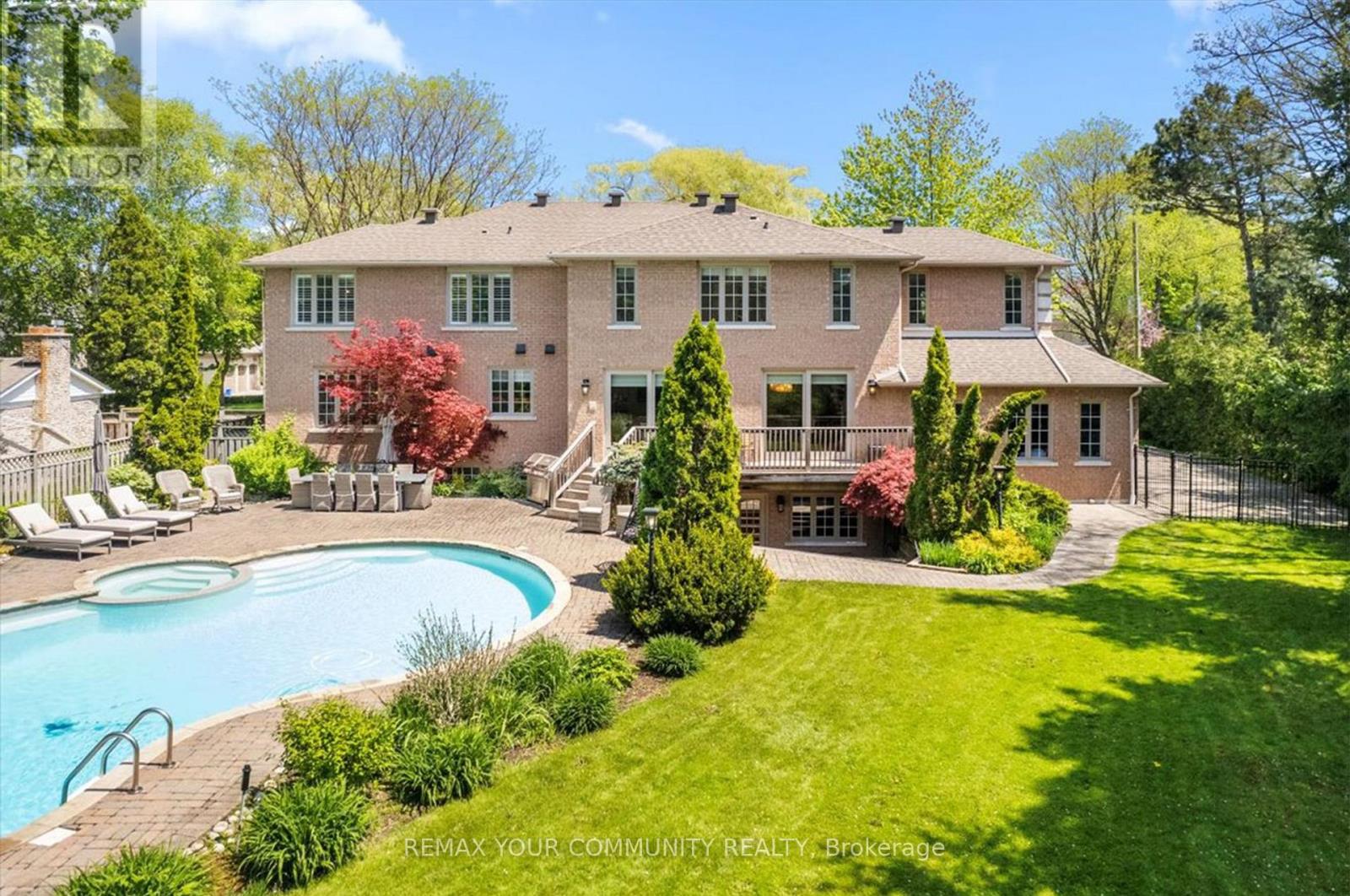 22 Valloncliffe Road, Markham, Ontario  L3T 2W8 - Photo 41 - N12947266