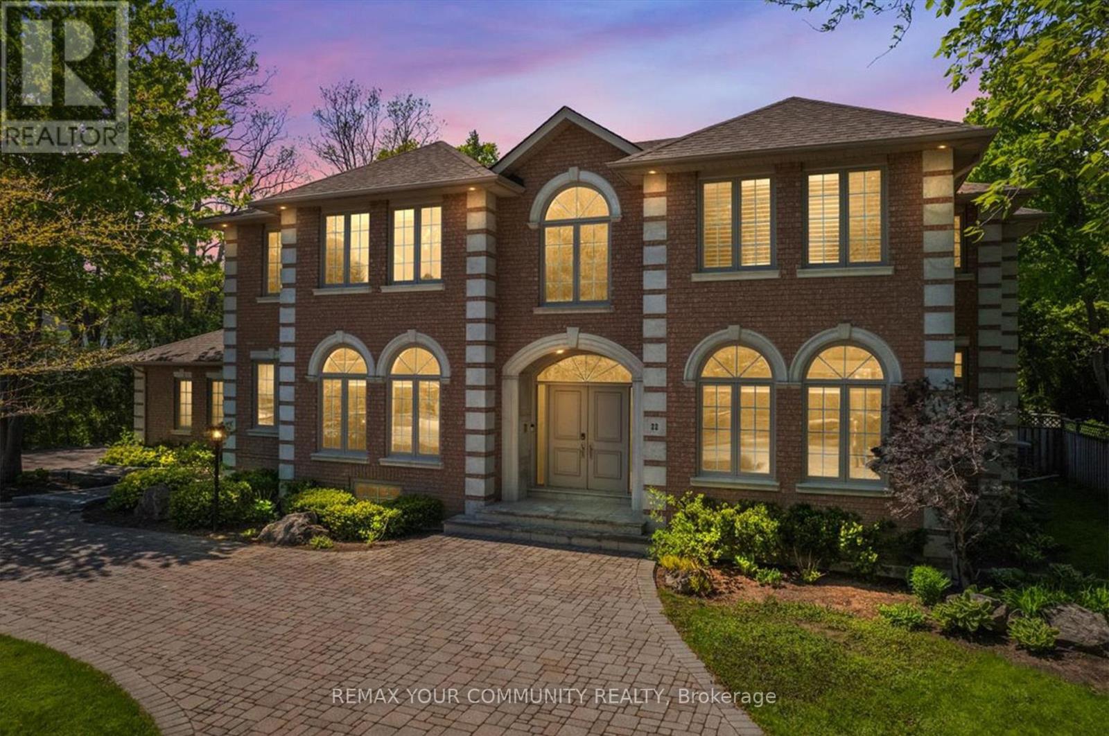 22 Valloncliffe Road, Markham, Ontario  L3T 2W8 - Photo 3 - N12947266