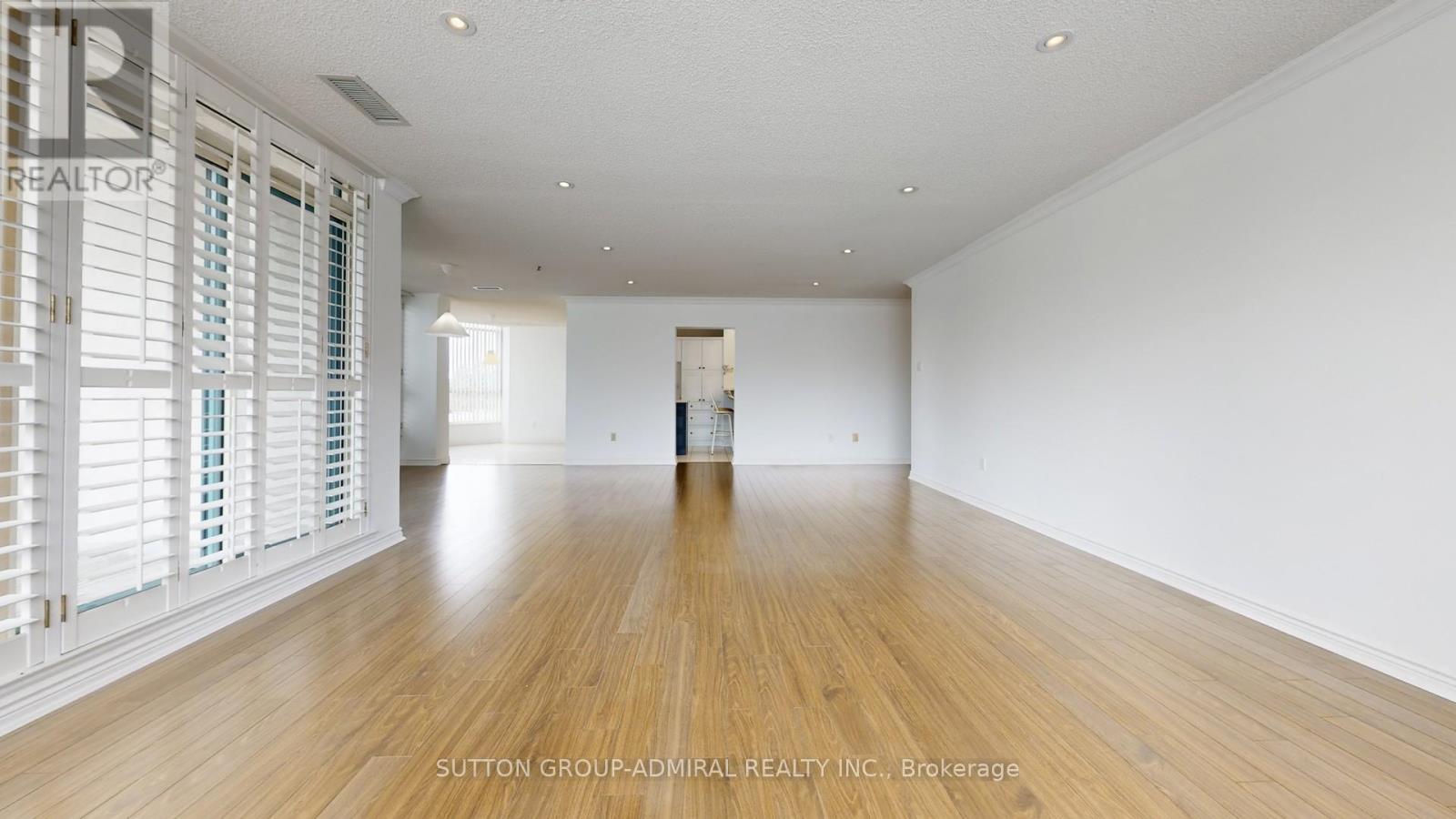 202 - 1 Clark Avenue W, Vaughan, Ontario  L4J 7Y6 - Photo 21 - N12949152