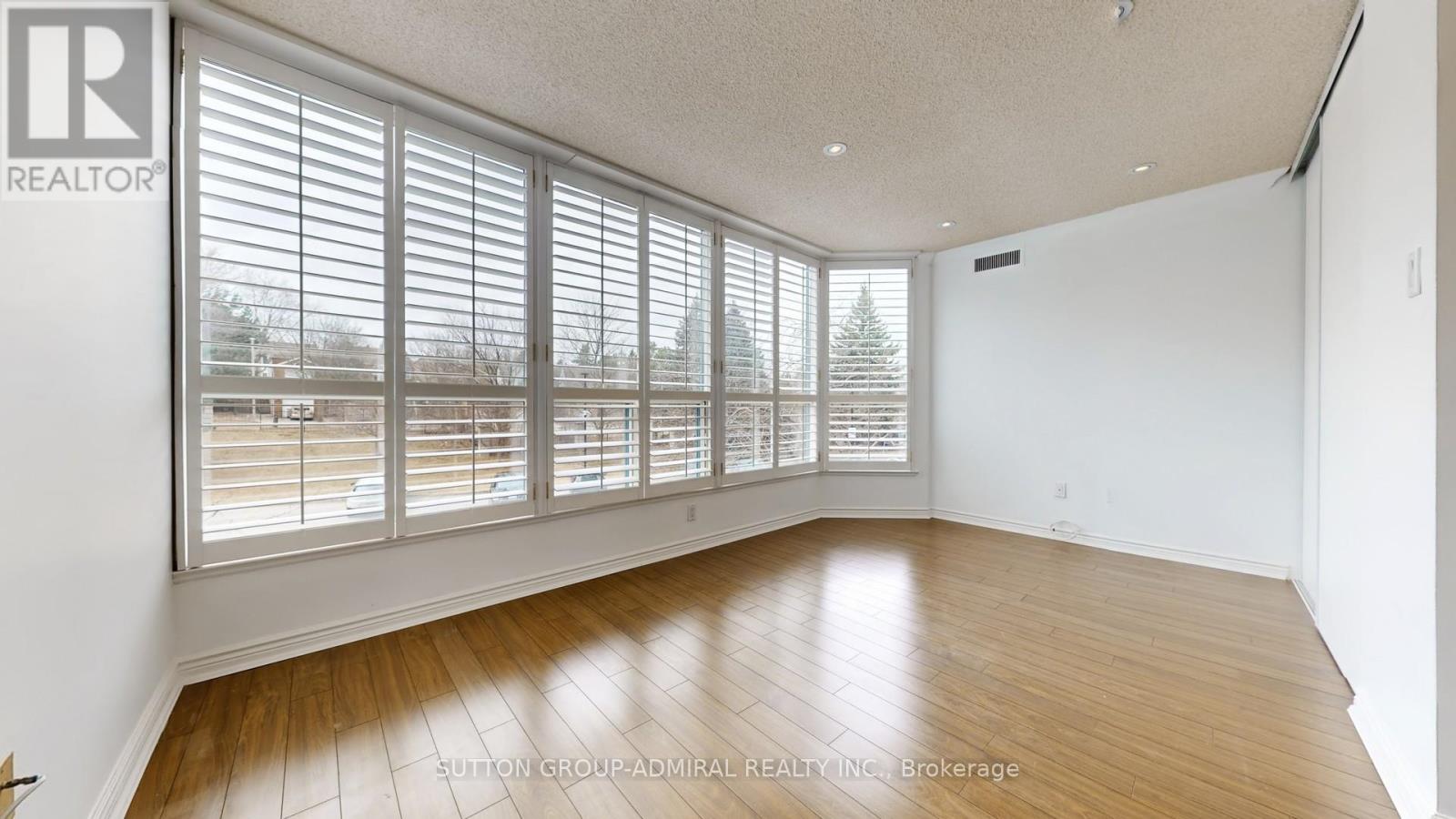 202 - 1 Clark Avenue W, Vaughan, Ontario  L4J 7Y6 - Photo 35 - N12949152