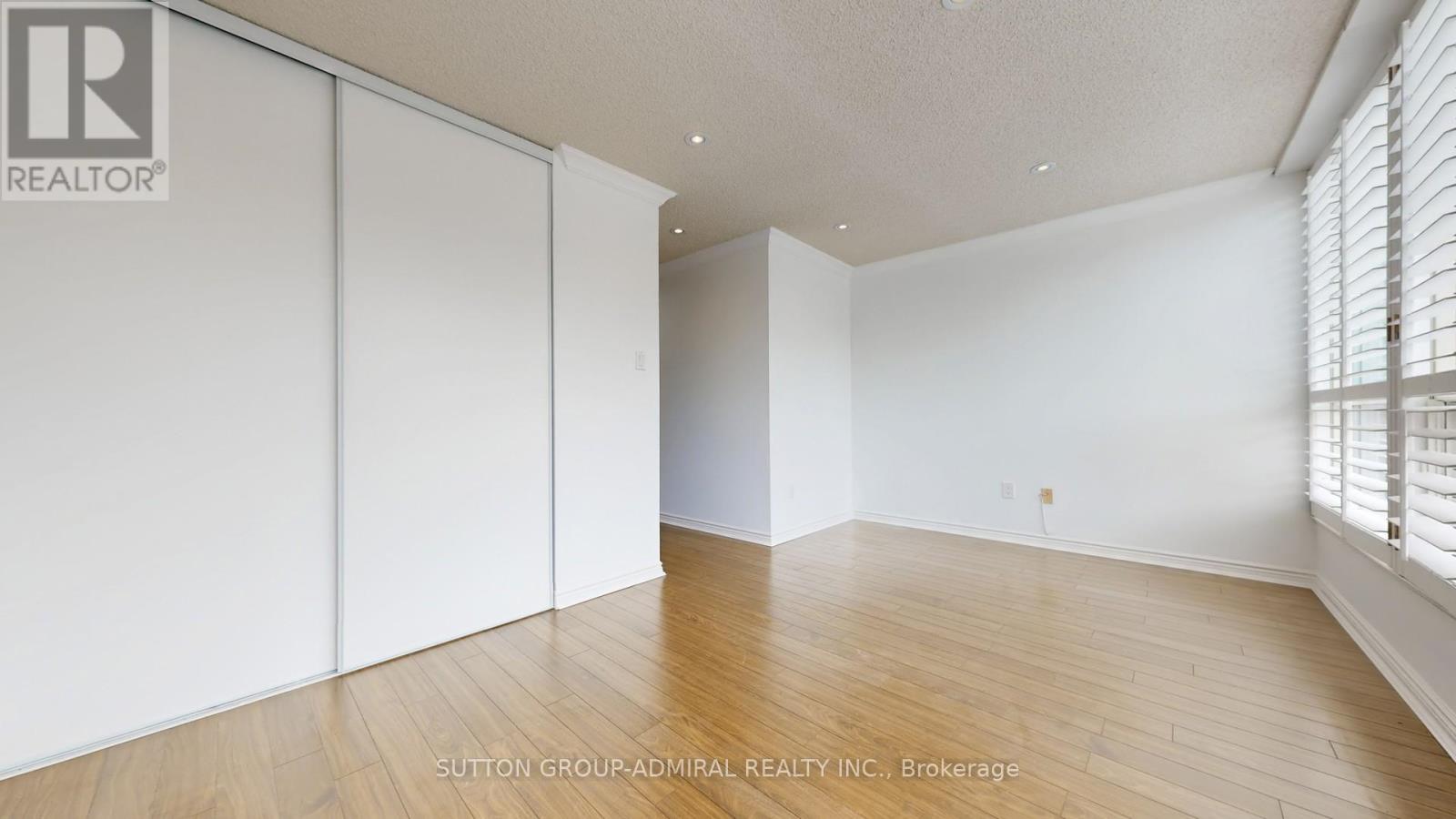 202 - 1 Clark Avenue W, Vaughan, Ontario  L4J 7Y6 - Photo 39 - N12949152