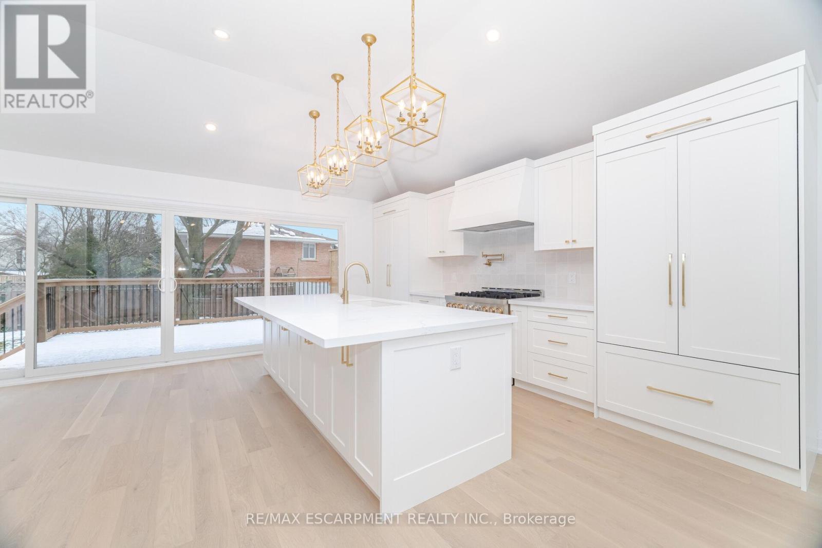 2276 Wyandotte Drive, Oakville, Ontario  L6L 2T5 - Photo 25 - W12823708