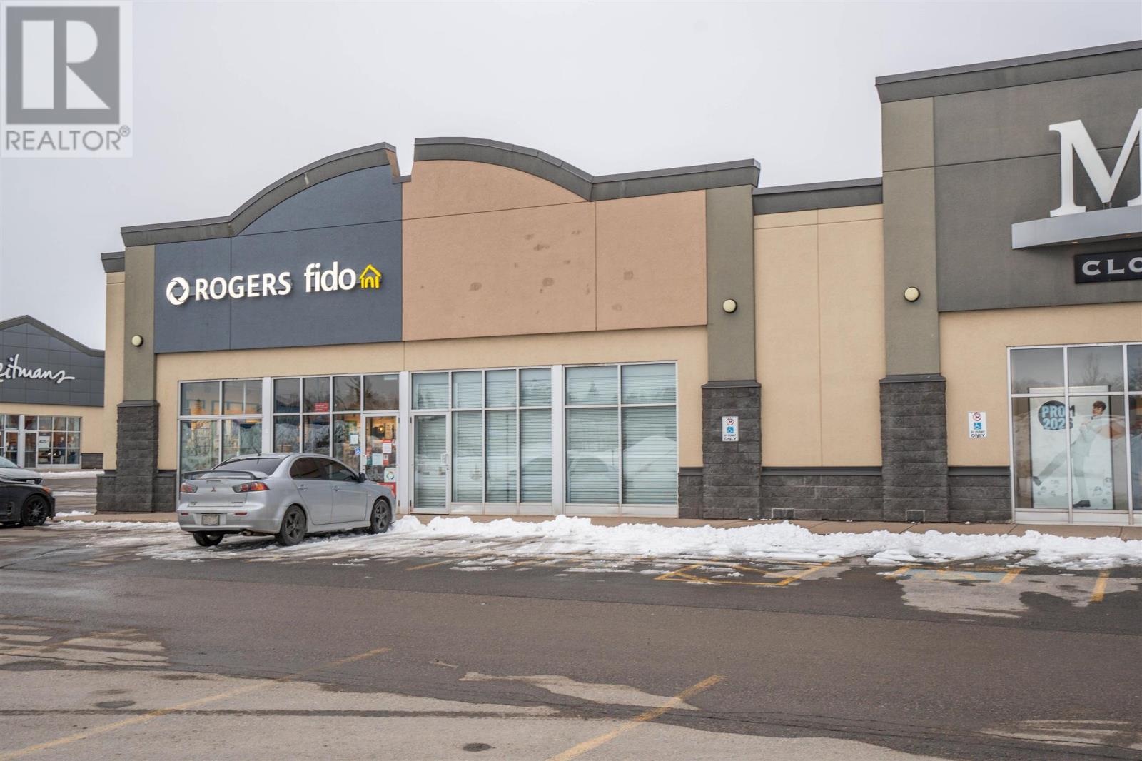 524 Great Northern Rd # 3, Sault Ste. Marie, Ontario  P6B 4P1 - Photo 3 - SM260597