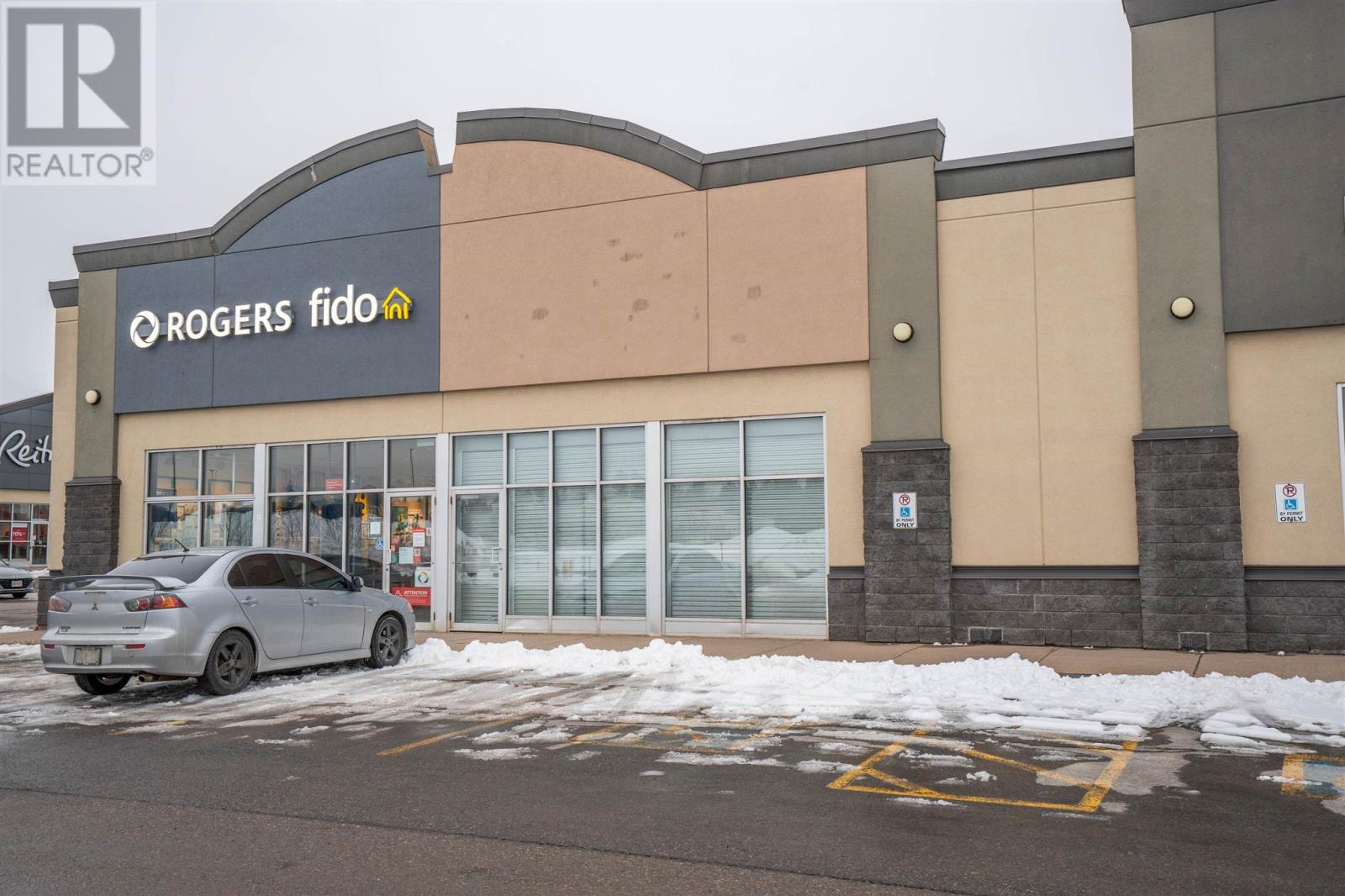 524 Great Northern Rd # 3, Sault Ste. Marie, Ontario  P6B 4P1 - Photo 2 - SM260597