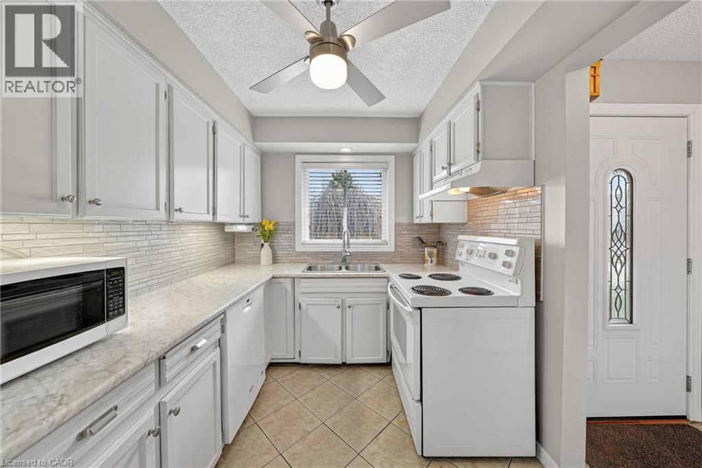 229 Laurentian Drive, Kitchener, Ontario  N2E 2G5 - Photo 11 - 40816355