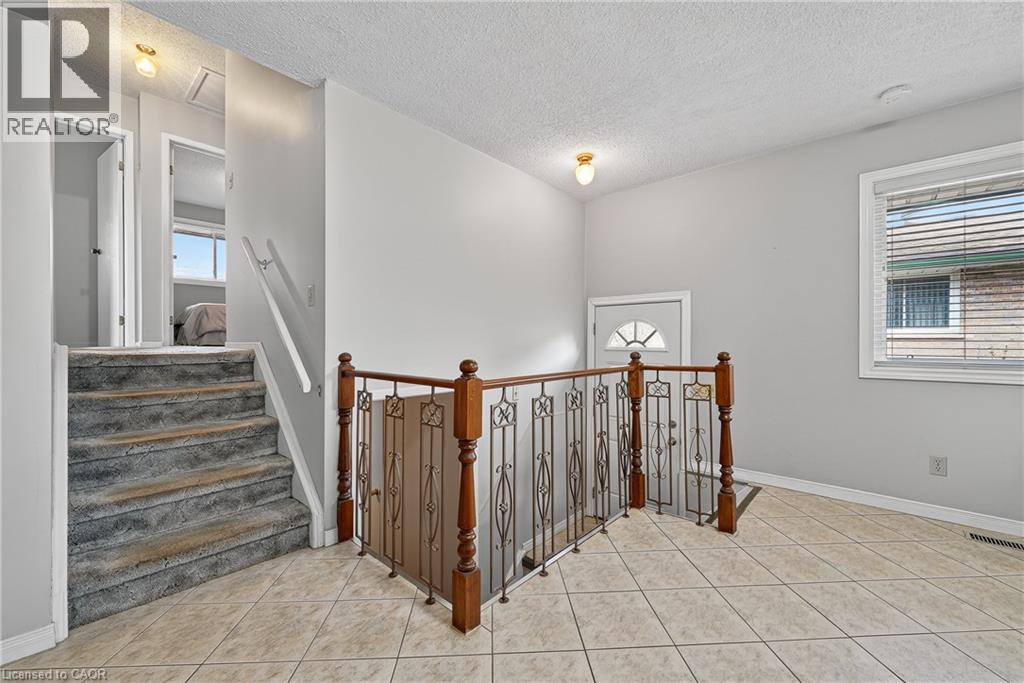 229 Laurentian Drive, Kitchener, Ontario  N2E 2G5 - Photo 14 - 40816355