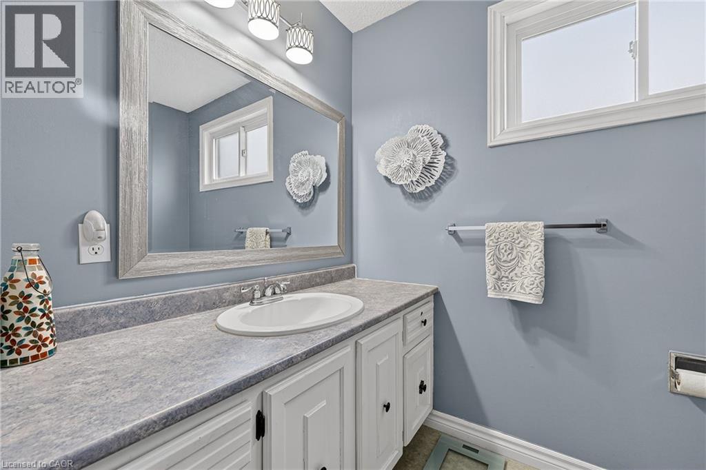 229 Laurentian Drive, Kitchener, Ontario  N2E 2G5 - Photo 19 - 40816355