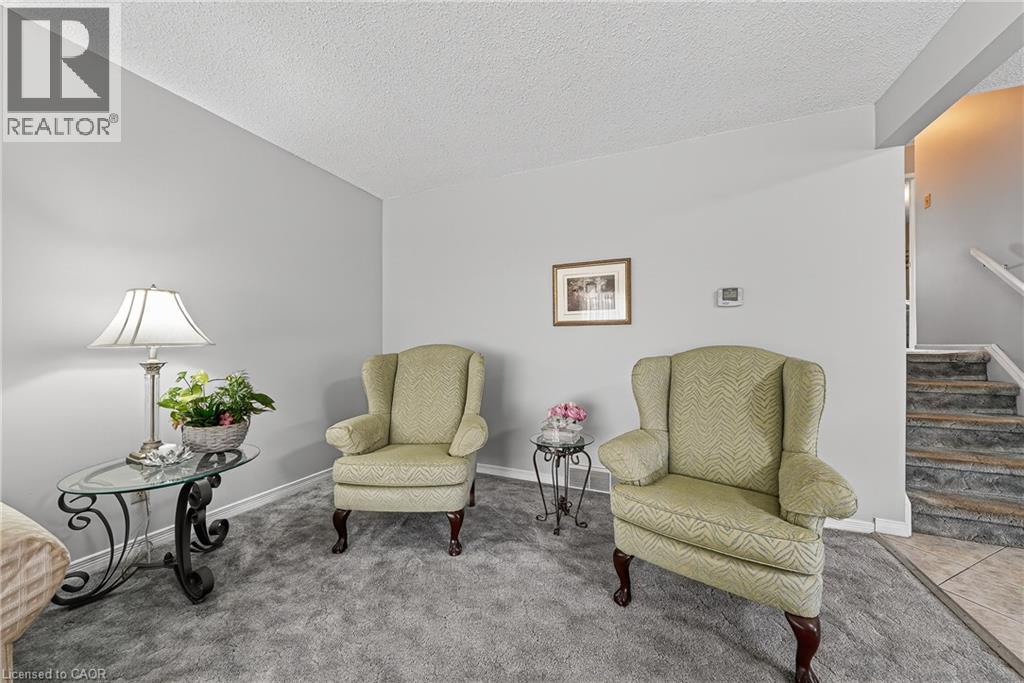 229 Laurentian Drive, Kitchener, Ontario  N2E 2G5 - Photo 6 - 40816355