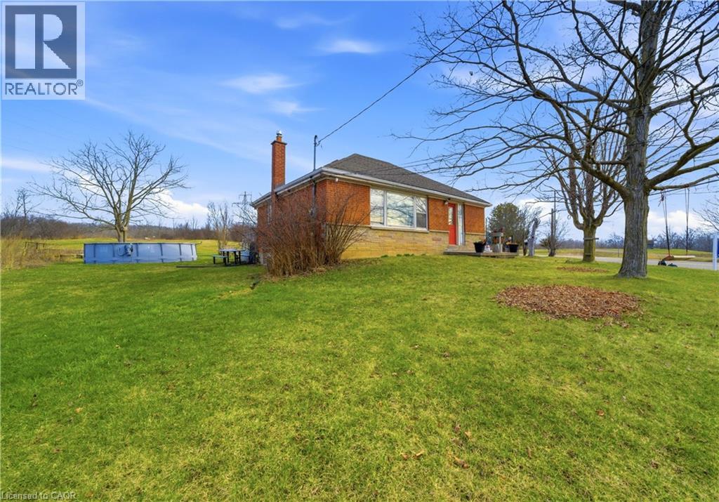 601 York Road, Dundas, Ontario  L9H 6A1 - Photo 2 - 40814586