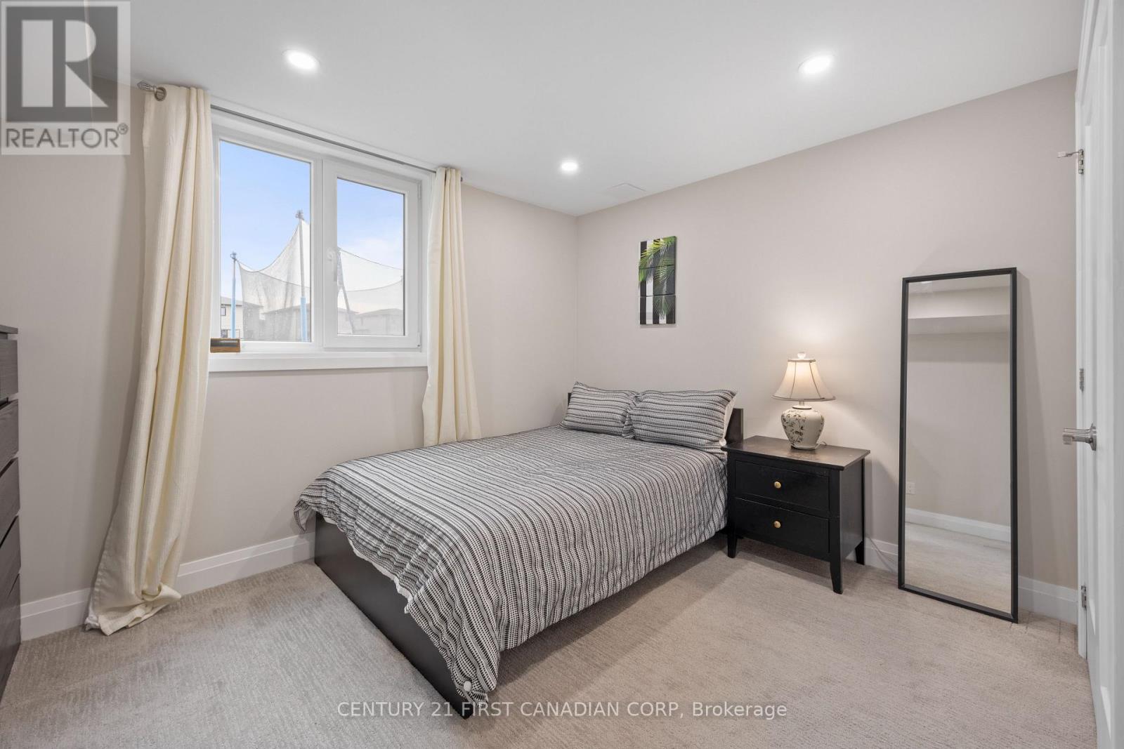 2773 Heardcreek Trail, London North, Ontario  N6G 0W1 - Photo 36 - X12949448