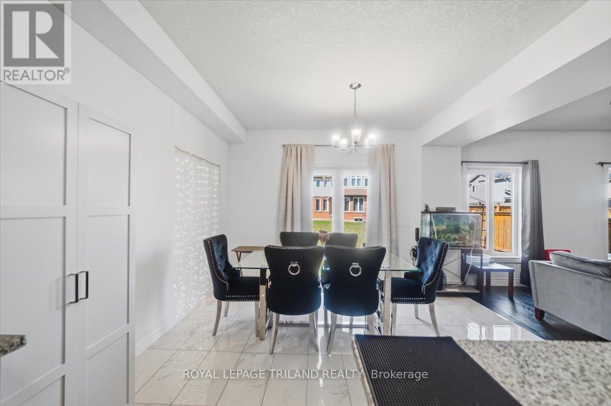 1942 Cedarpark Drive, London North, Ontario  N5X 0J1 - Photo 14 - X12949514