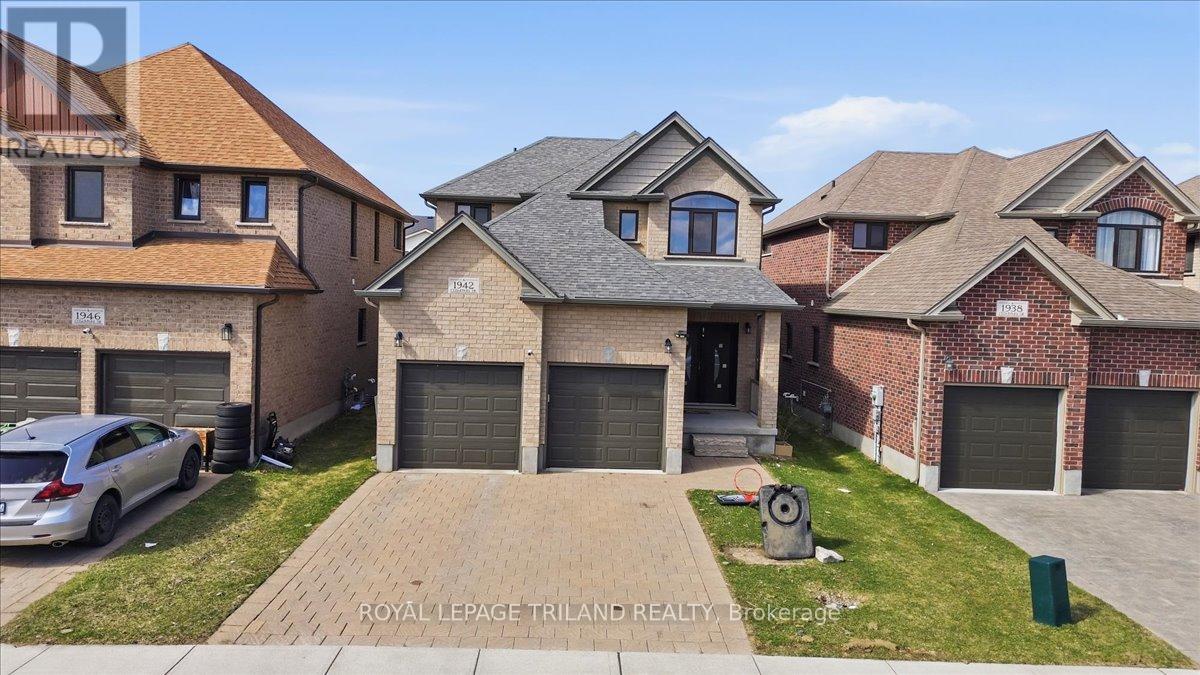 1942 Cedarpark Drive, London North, Ontario  N5X 0J1 - Photo 2 - X12949514