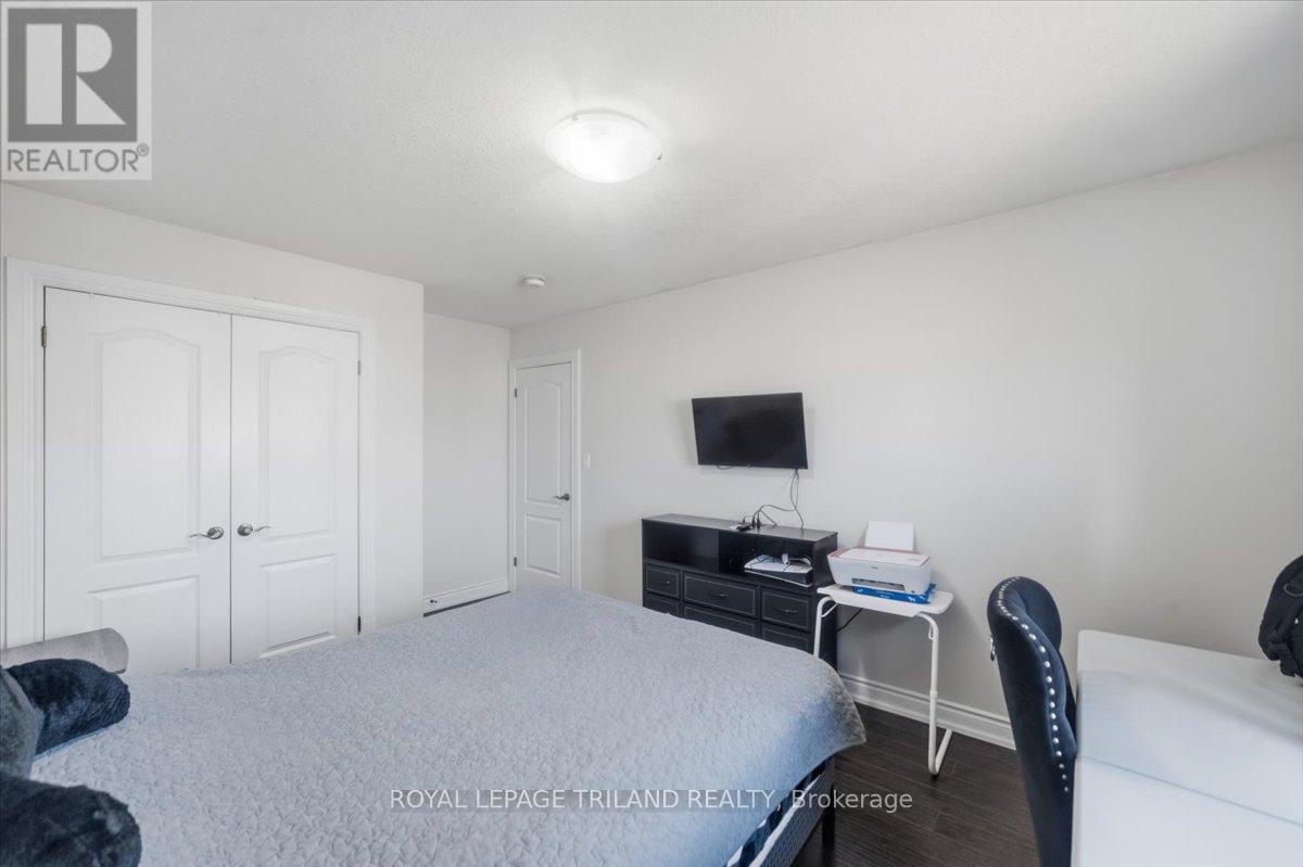 1942 Cedarpark Drive, London North, Ontario  N5X 0J1 - Photo 22 - X12949514