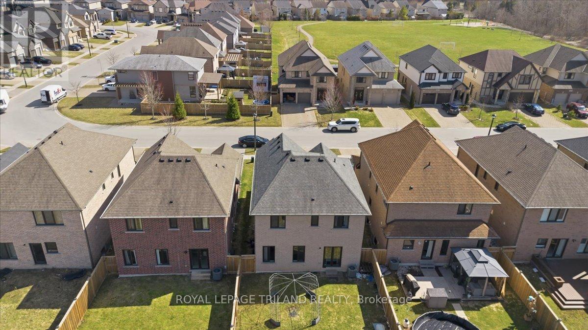 1942 Cedarpark Drive, London North, Ontario  N5X 0J1 - Photo 3 - X12949514