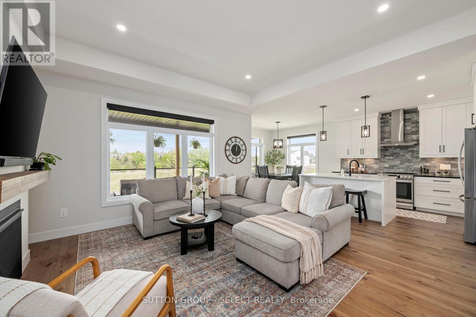 2222 Linkway Boulevard, London South (South A), Ontario  N6K 0K9 - Photo 12 - X12949518