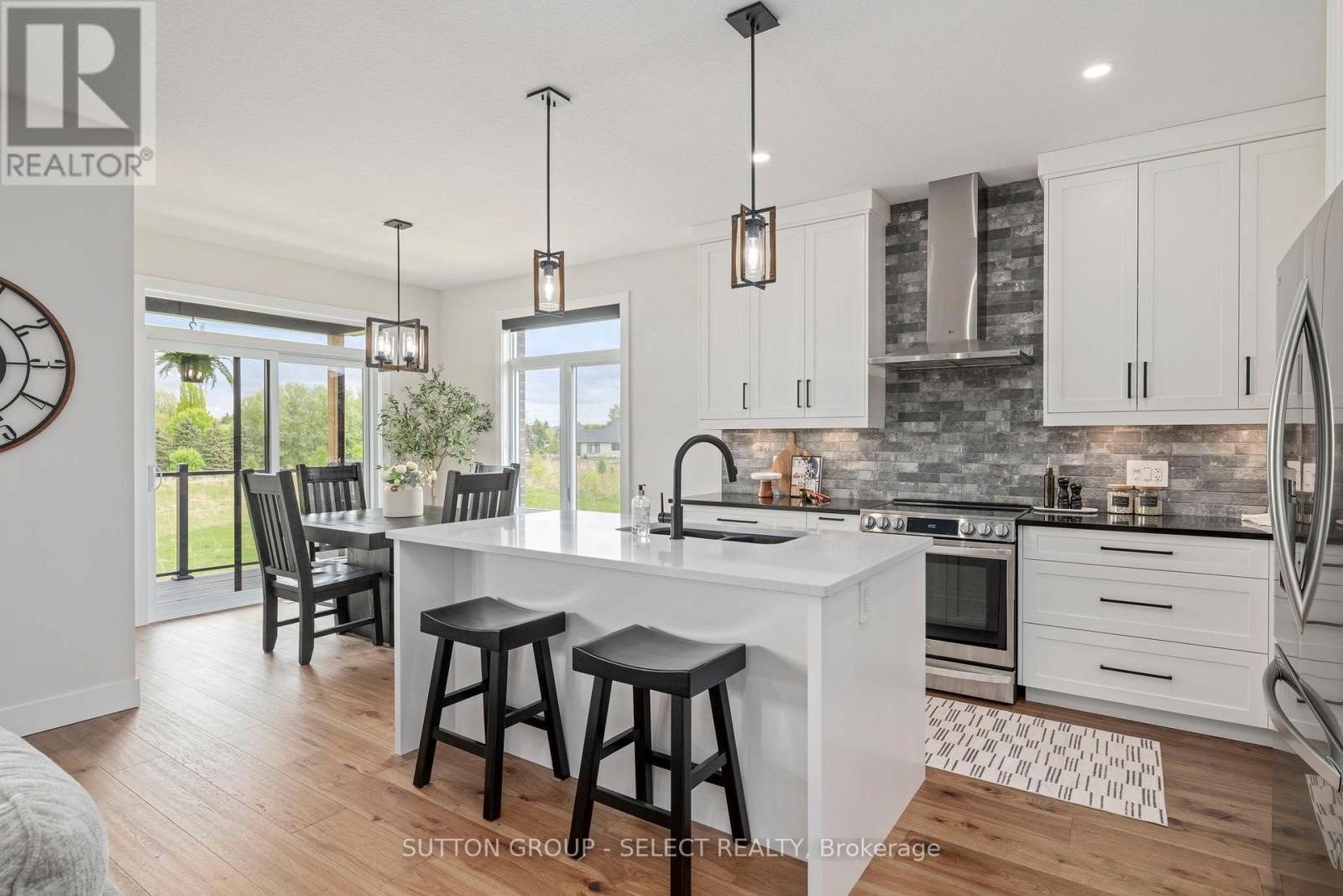 2222 Linkway Boulevard, London South (South A), Ontario  N6K 0K9 - Photo 7 - X12949518