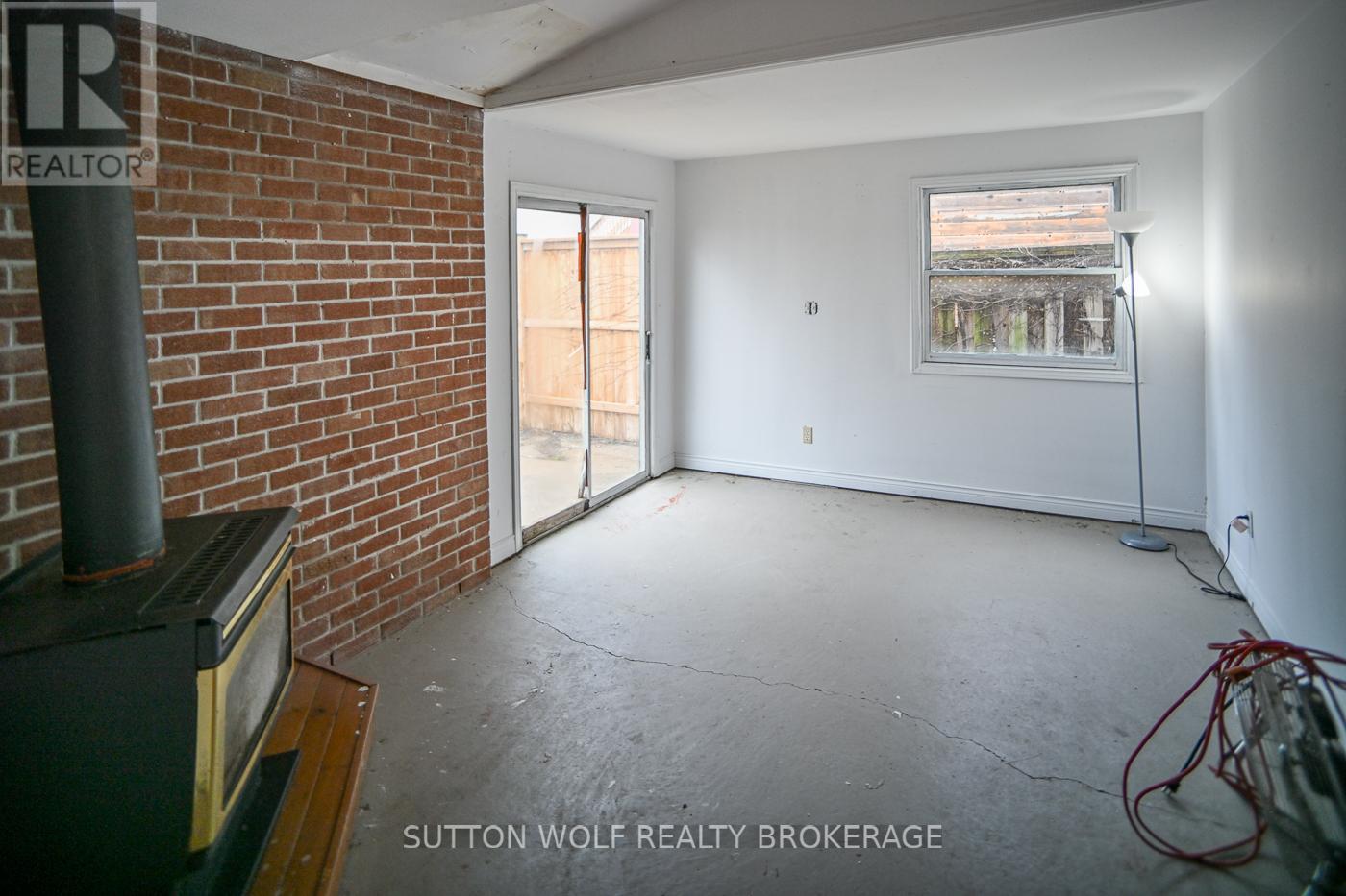 24 Colborne Street, Strathroy-Caradoc, Ontario  N7G 2L9 - Photo 15 - X12949528