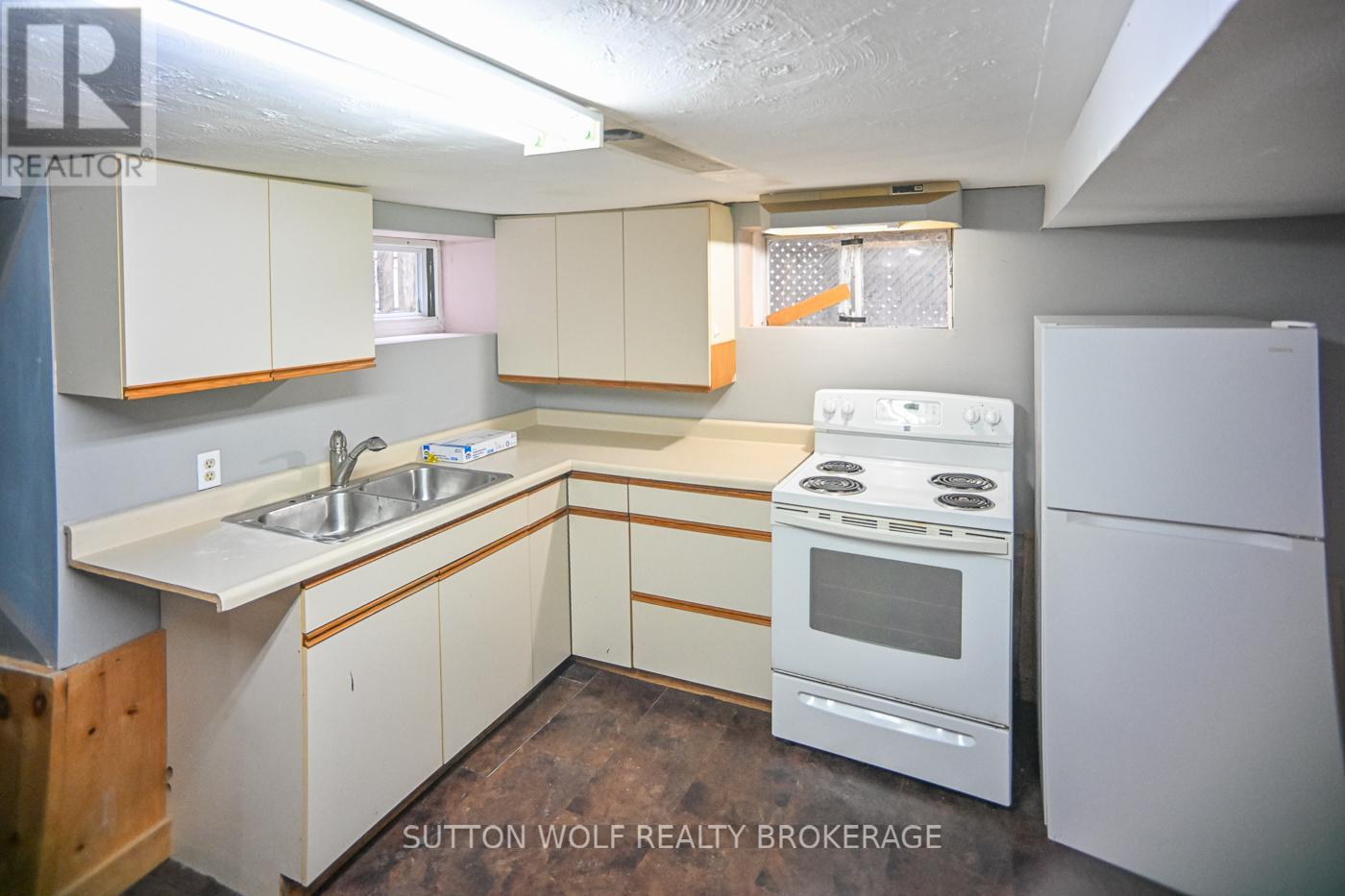 24 Colborne Street, Strathroy-Caradoc, Ontario  N7G 2L9 - Photo 17 - X12949528