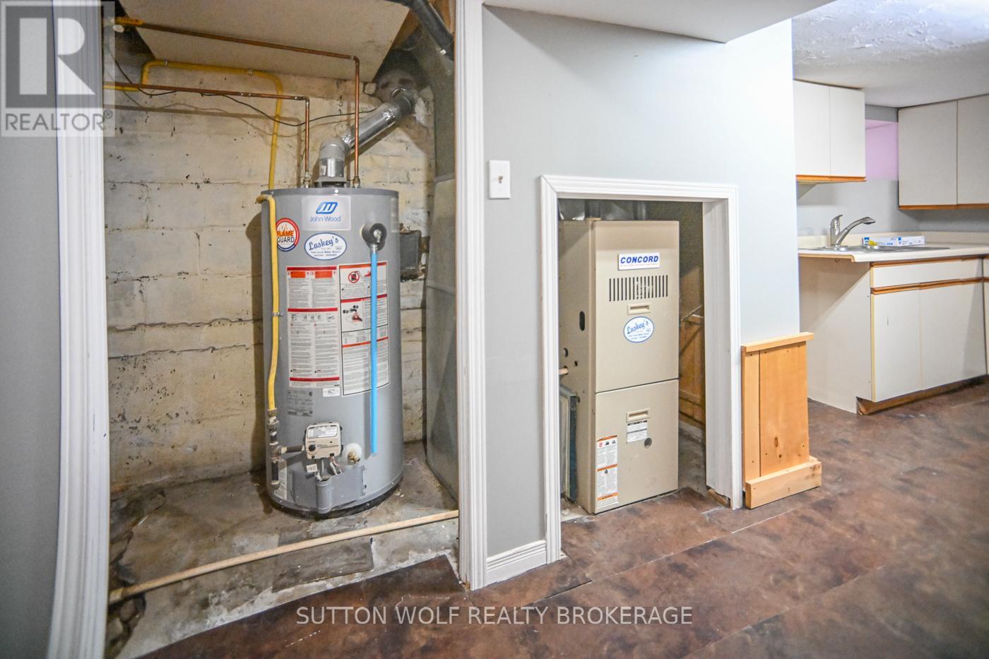 24 Colborne Street, Strathroy-Caradoc, Ontario  N7G 2L9 - Photo 18 - X12949528