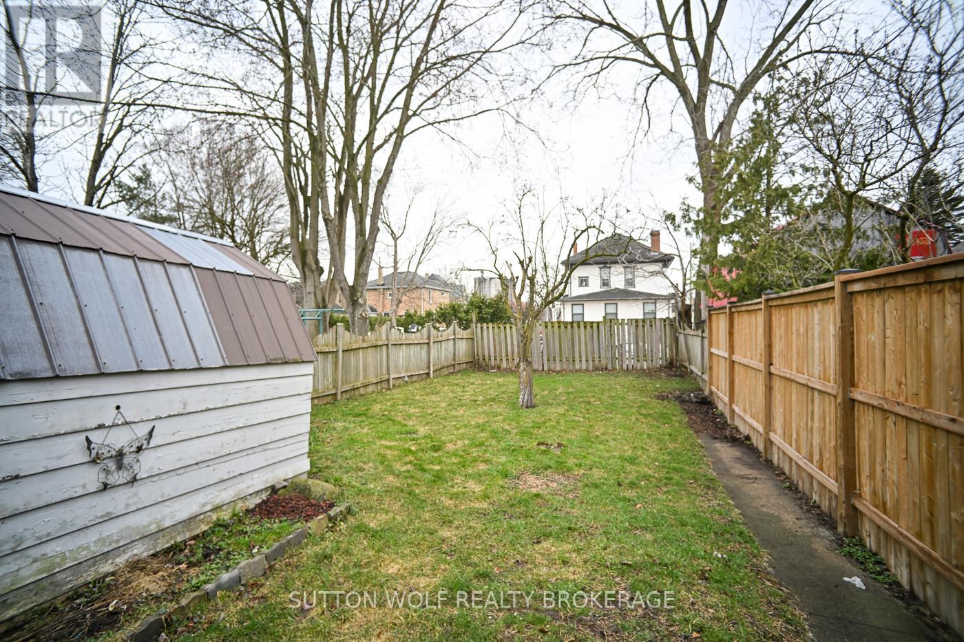 24 Colborne Street, Strathroy-Caradoc, Ontario  N7G 2L9 - Photo 23 - X12949528