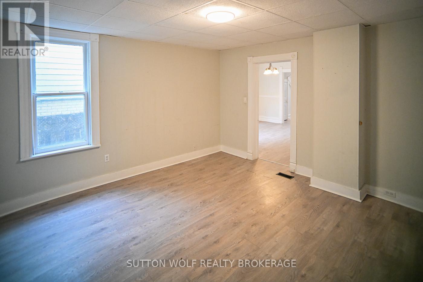 24 Colborne Street, Strathroy-Caradoc, Ontario  N7G 2L9 - Photo 9 - X12949528