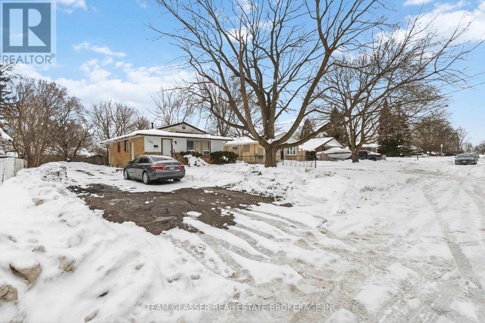 1563 Dale Street, London East, Ontario  N5V 1Y1 - Photo 8 - X12949542