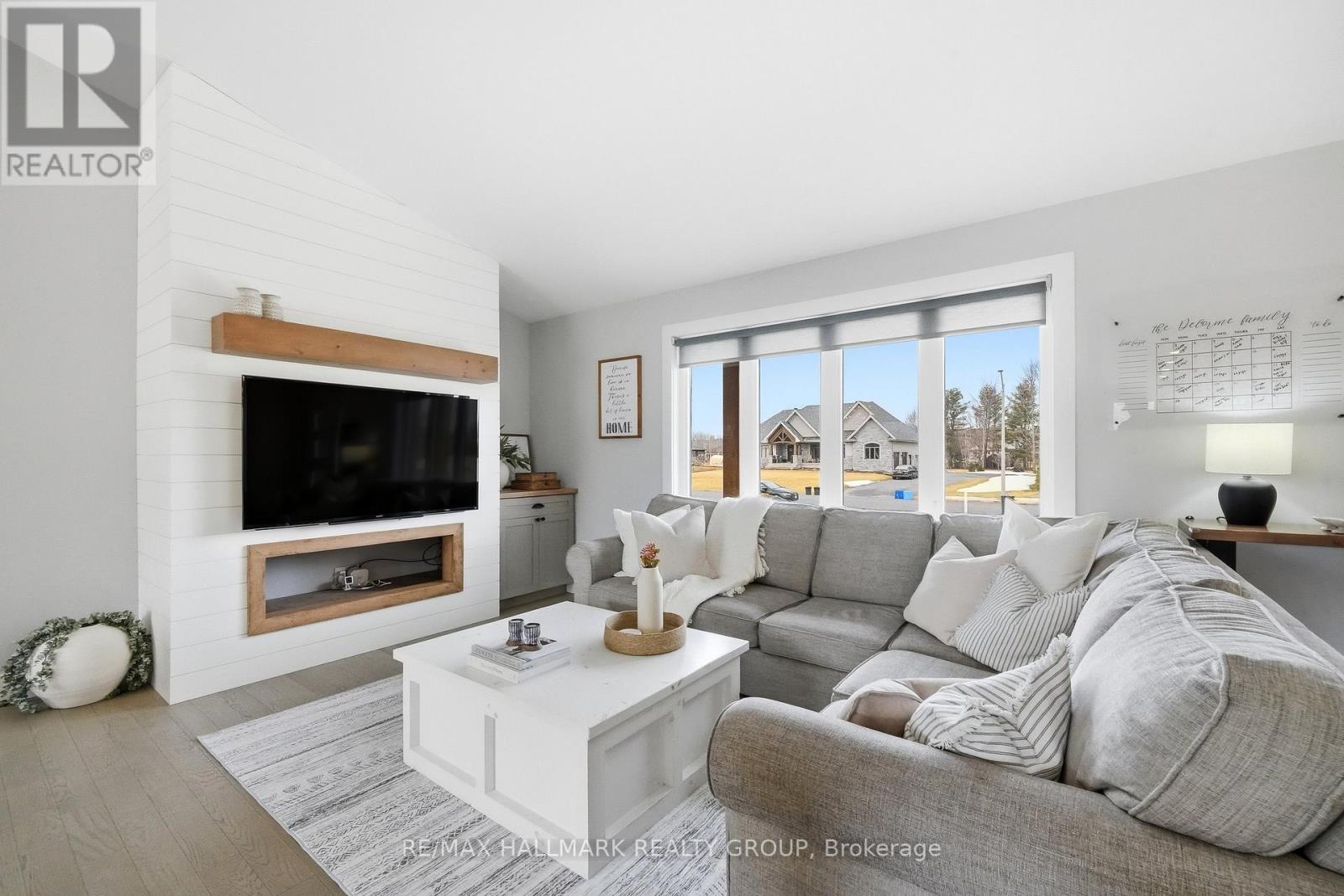 242 Etienne Street, Clarence-Rockland, Ontario  K0A 1E0 - Photo 6 - X12949496