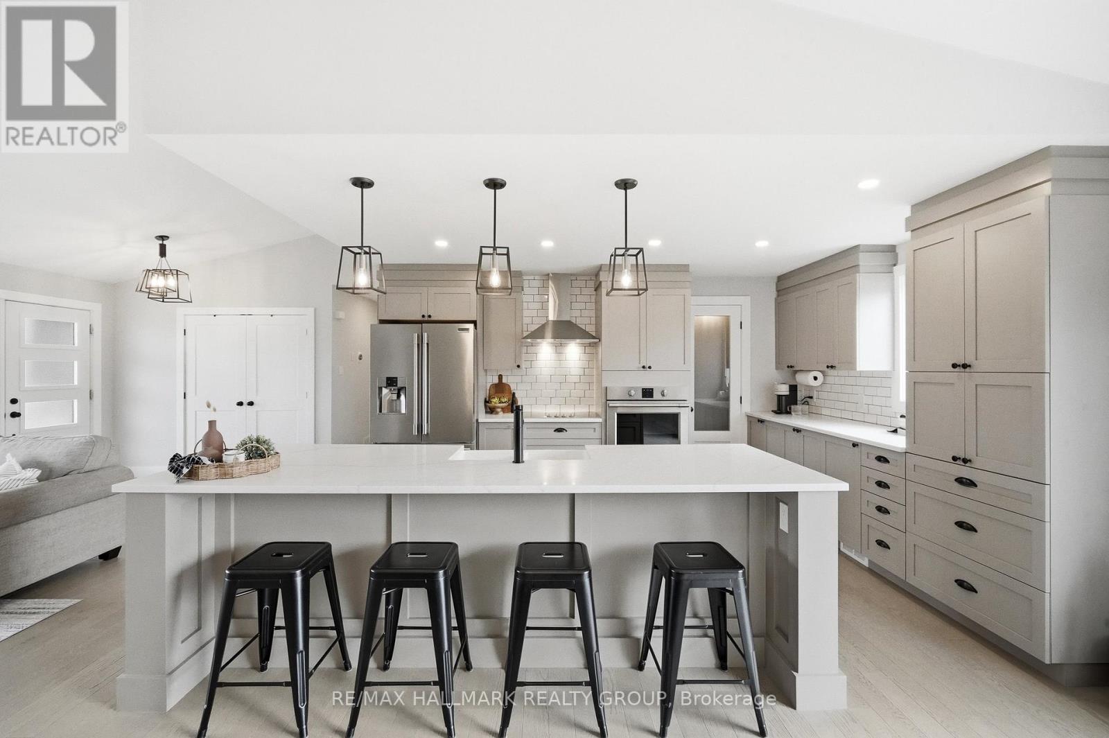 242 Etienne Street, Clarence-Rockland, Ontario  K0A 1E0 - Photo 8 - X12949496