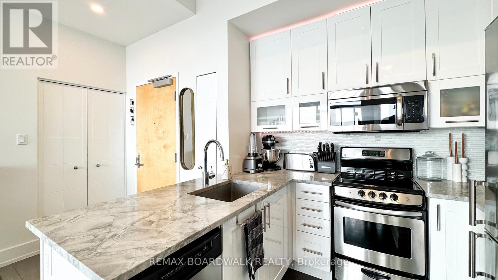 2706 - 40 Nepean Street N, Ottawa, Ontario  K2P 0X5 - Photo 33 - X12949516