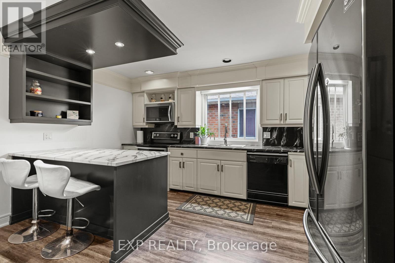 6425 Murray Street, Niagara Falls, Ontario  L2G 2K8 - Photo 17 - X12949390