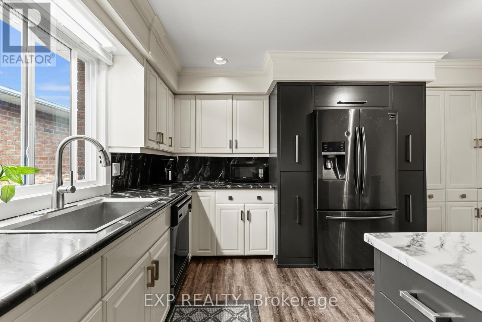 6425 Murray Street, Niagara Falls, Ontario  L2G 2K8 - Photo 19 - X12949390