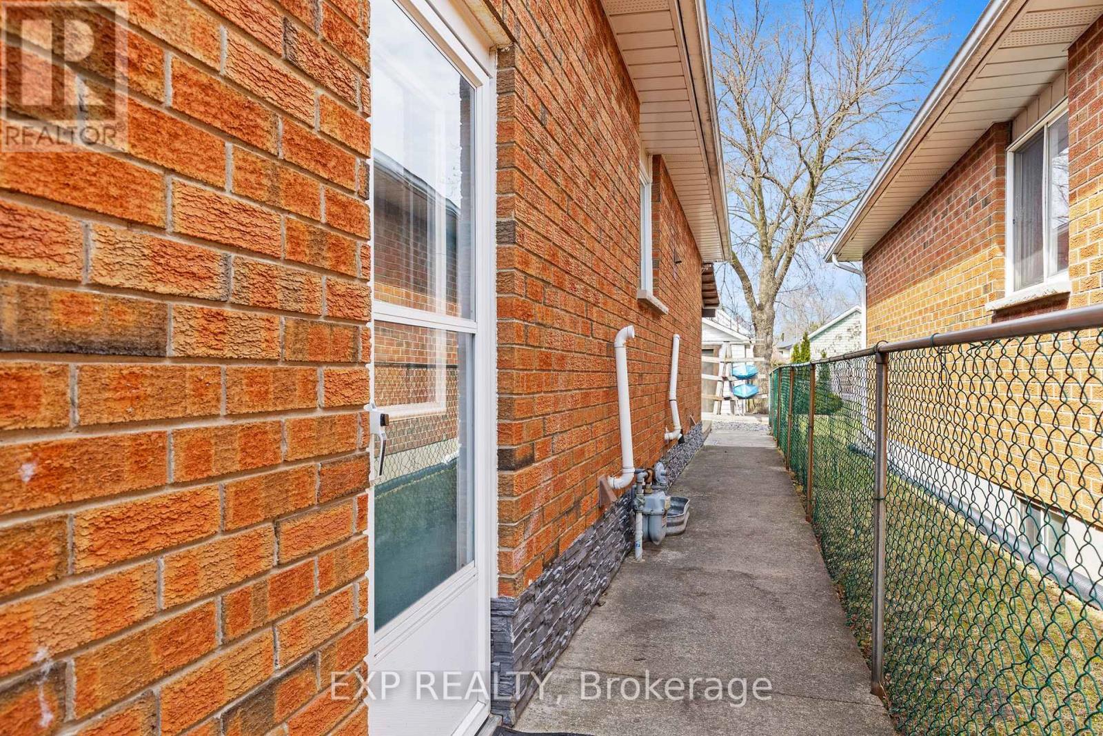 6425 Murray Street, Niagara Falls, Ontario  L2G 2K8 - Photo 39 - X12949390